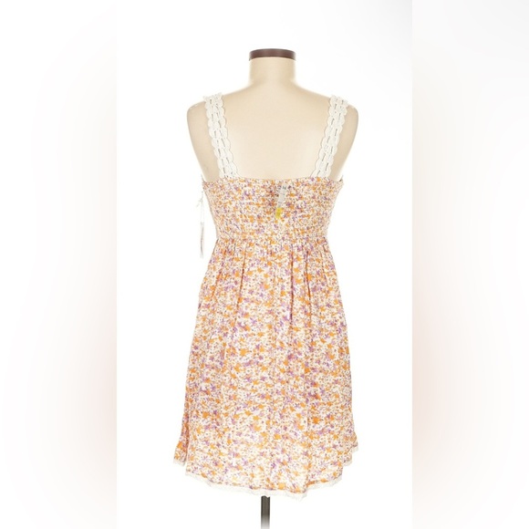 Jessica Simpson White and floral print Crochet Dress, medium - Picture 2 of 4